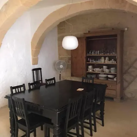 Charming Townhouse - Malta Ferienhaus
