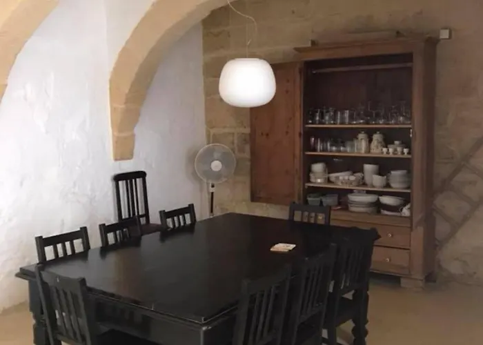 Charming Townhouse - Malta Case de vacanță