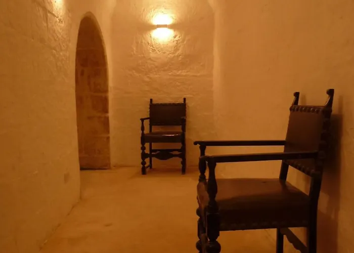 Charming Townhouse - Malta